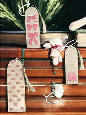 Coquette Aesthetic Clear Acrylic Book Markers with Tassel Set